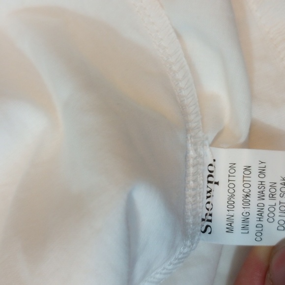 Showpo Women's Shorts Sz 8 White 100% Cotton Resort Beach Party Summer Light - Picture 6 of 9